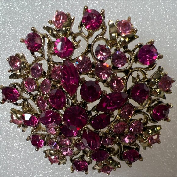 Lisner Two-tone Pink Faceted Rhinestone Brooch Layered Floral Dome Pin Signed - Picture 2 of 11